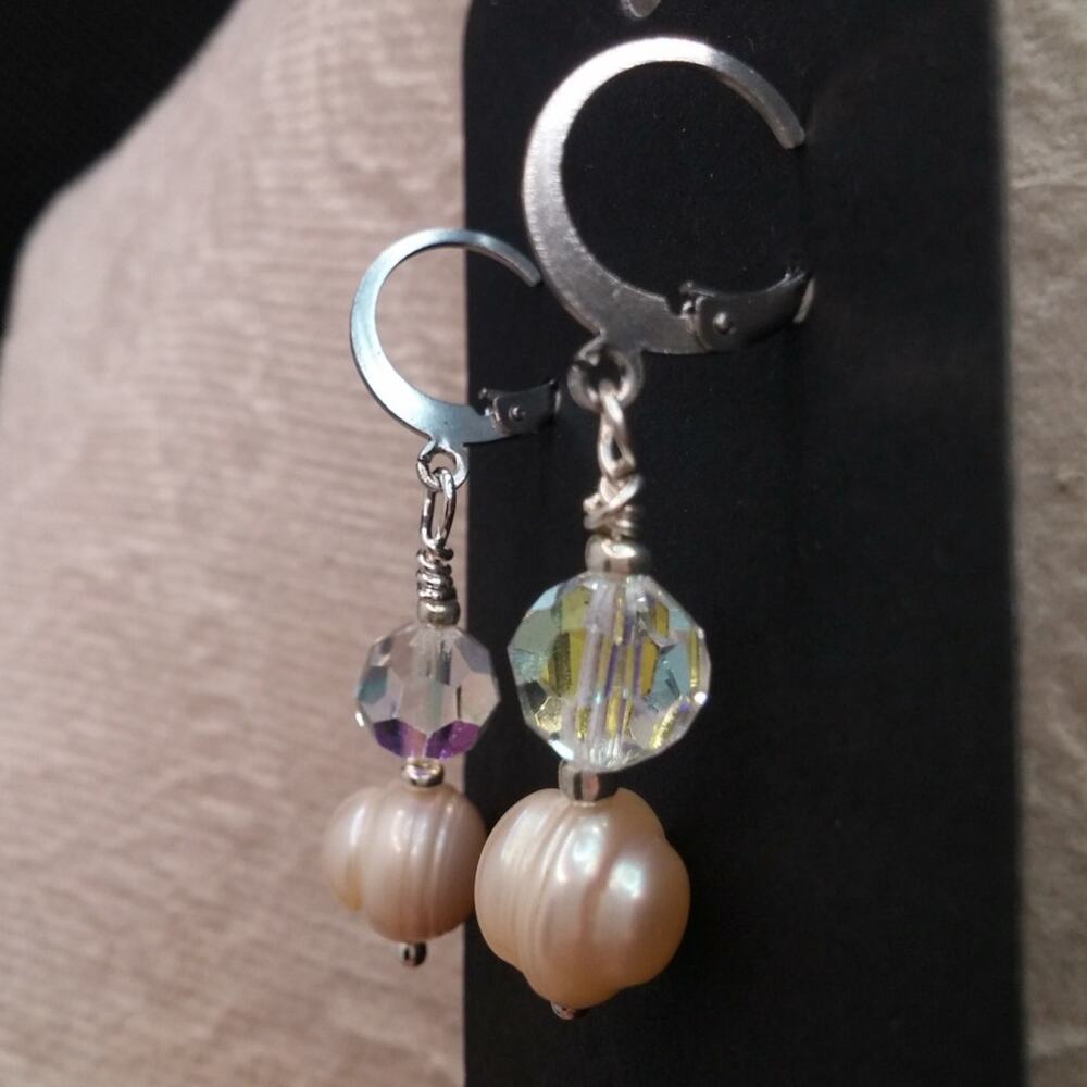 Artisan Baroque Pearl Crystal Earrings Leverback Freshwater Cream Dangle Elegant